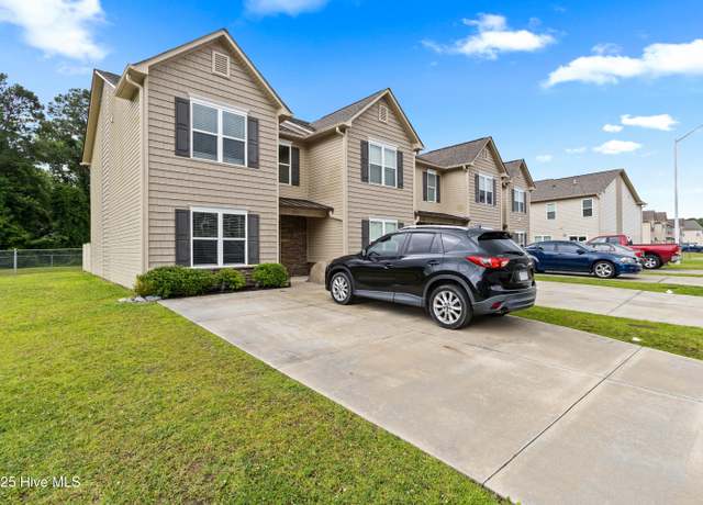 Property at 252 Boyington Place Rd, Midway Park, NC 28544, 2 beds, 2.5 baths