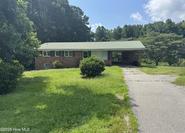 Property at 501 Gay Rd, Zebulon, NC 27597, 3 beds, 1.5 baths