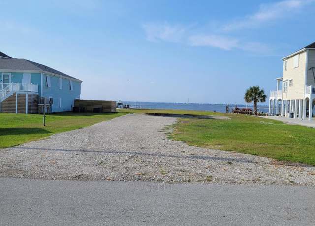 Property at 147 Salty Shores Point Dr, Newport, NC 28570