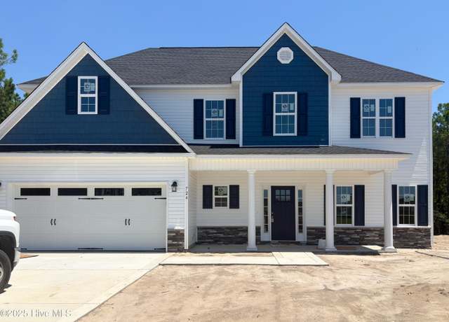 Property at 724 Ellabond St, Sneads Ferry, NC 28460, 4 beds, 2.5 baths