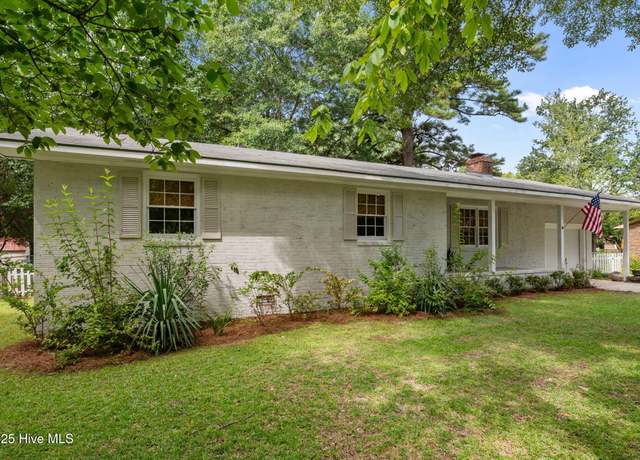 Property at 307 Rodmans Rd, Washington, NC 27889, 3 beds, 2 baths
