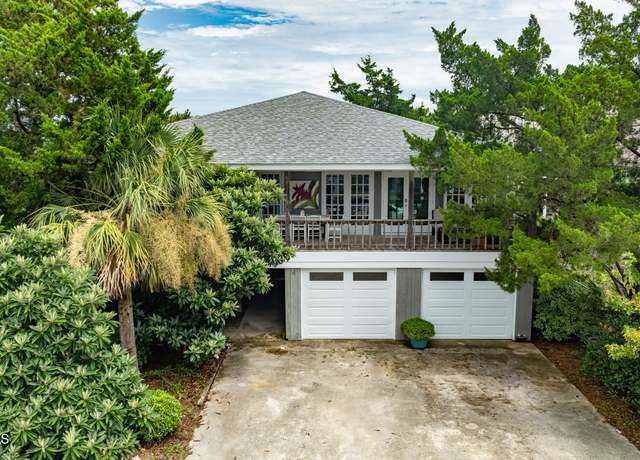 Property at 14 Palmetto Dr, Wrightsville Beach, NC 28480, 3 beds, 2 baths
