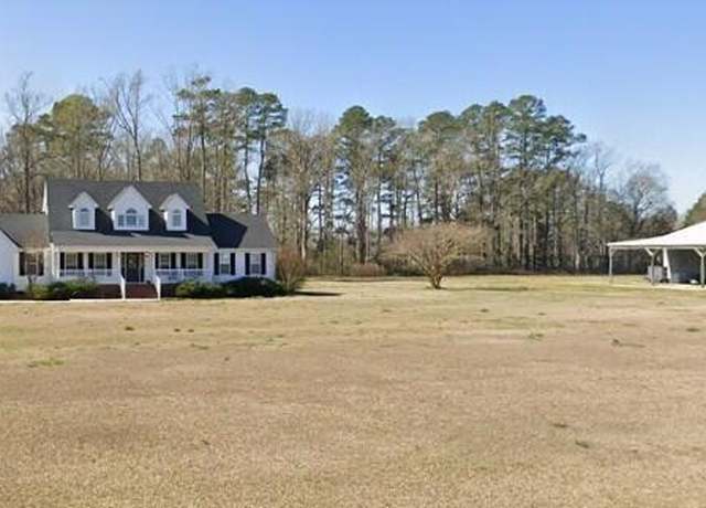 Property at 2200 Old Brick Rd, Vanceboro, NC 28586, 3 beds, 2.5 baths