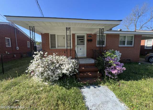 Property at 416 Olivia Ln, Goldsboro, NC 27530, 2 beds, 1 bath