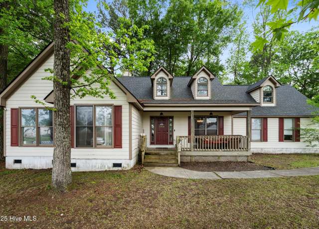 Property at 1579 Catherine Lake Rd, Jacksonville, NC 28540, 3 beds, 2 baths