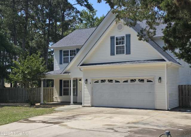 Property at 200 Golf View Dr, Hampstead, NC 28443, 4 beds, 3 baths