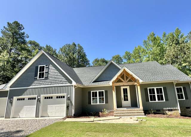 Property at 107 Brandywine Dr, West End, NC 27376, 4 beds, 3 baths