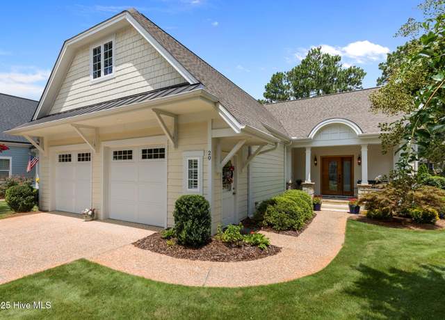Property at 20 Ballybunion Ln, Pinehurst, NC 28374, 2 beds, 2.5 baths