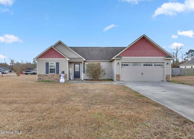 Property at 401 Halo Ct, Jacksonville, NC 28546, 3 beds, 2 baths