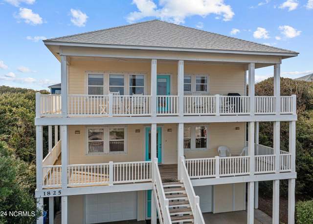 Property at 1825 S Shore Dr, Surf City, NC 28445, 4 beds, 3.5 baths