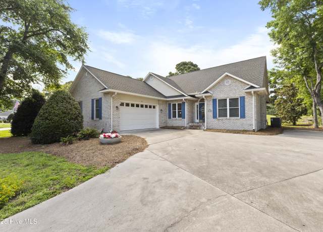 Property at 102 Crooked Gulley Cir, Sunset Beach, NC 28468, 3 beds, 2 baths