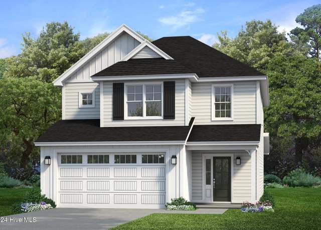 Property at 480 Kendall Dr, Southern Pines, NC 28387, 3 beds, 2.5 baths