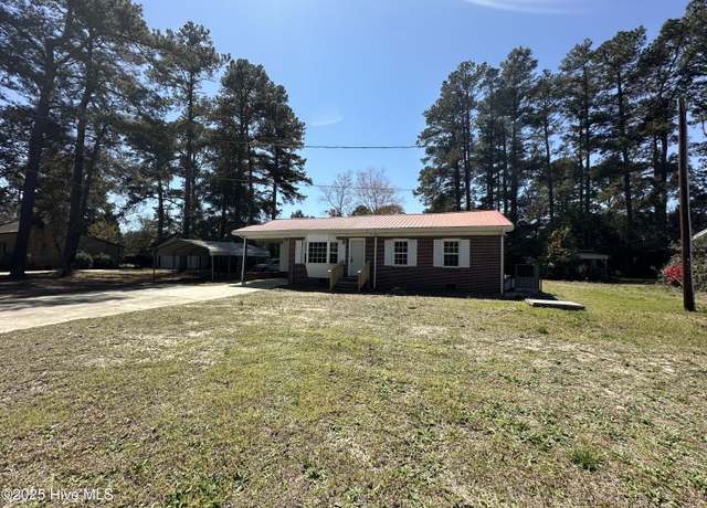Property at 17160 Highland Rd, Laurinburg, NC 28352, 3 beds, 2 baths
