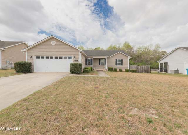 Property at 218 Bonanza Dr, Richlands, NC 28574, 3 beds, 2 baths