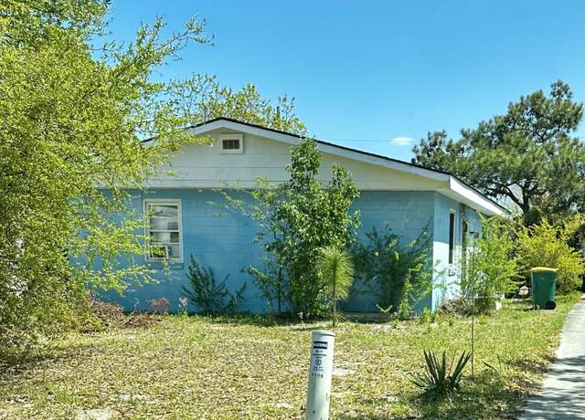 Property at 109 S Seventh Ave, Kure Beach, NC 28449, 2 beds, 2 baths