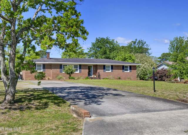 Property at 501 Long Leaf Acres Dr, Wilmington, NC 28405, 3 beds, 1.5 baths