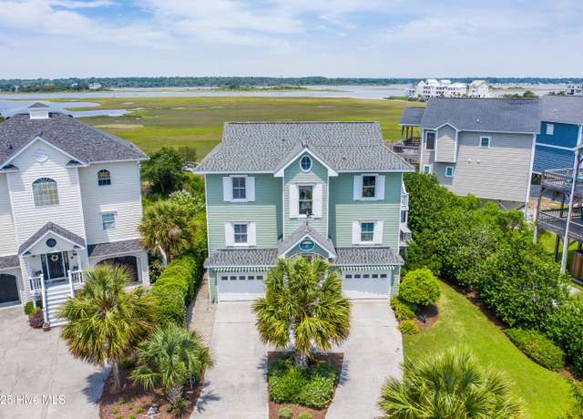 Property at 53 N Ridge Ln, Surf City, NC 28445, 4 beds, 3 baths