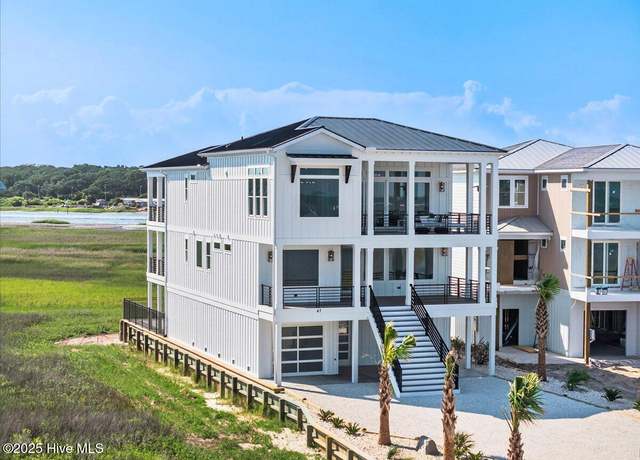 Property at 47 Grande View Dr, Ocean Isle Beach, NC 28469, 8 beds, 8 baths