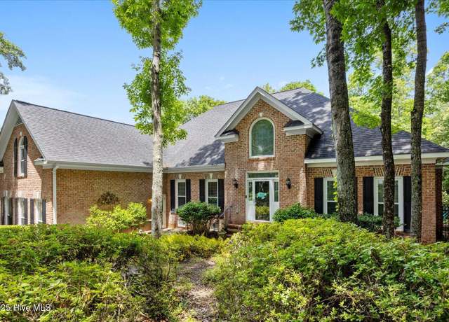 Property at 1501 Meridian Ter, Wilmington, NC 28411, 4 beds, 3.5 baths