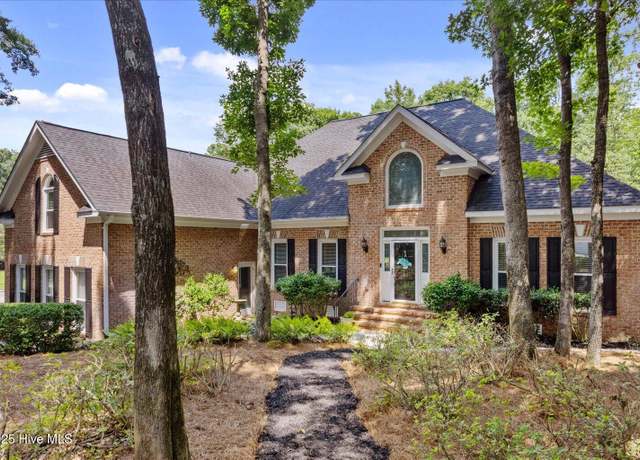 Property at 1501 Meridian Ter, Wilmington, NC 28411, 4 beds, 3.5 baths