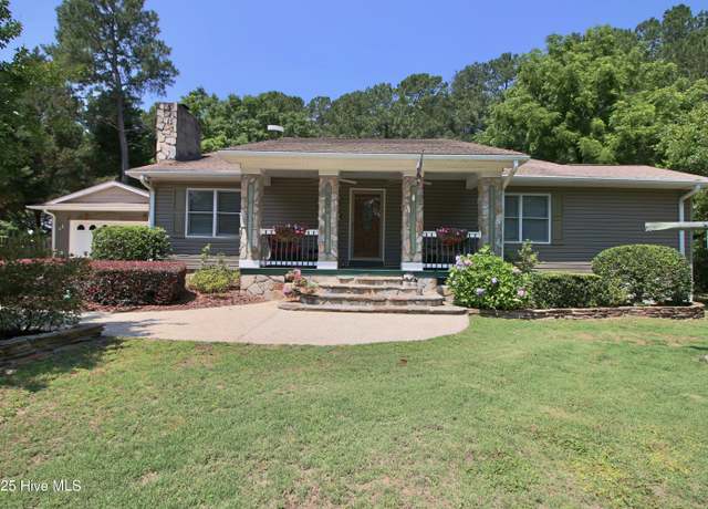 Property at 3624 Niagara Carthage Rd, Carthage, NC 28327, 3 beds, 2 baths