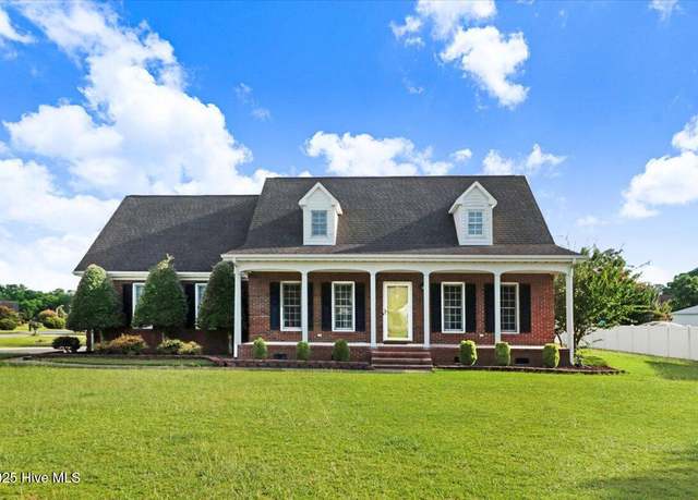 Property at 101 Mcwood Pl, Goldsboro, NC 27530, 3 beds, 2.5 baths