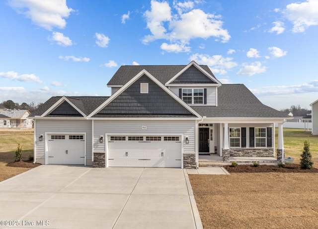 Property at 992 Appaloosa Trl, Grimesland, NC 27837, 3 beds, 2.5 baths