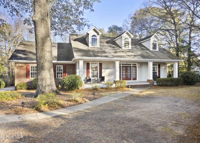 Property at 286 Gooseneck Rd W, Rocky Point, NC 28457, 3 beds, 2 baths