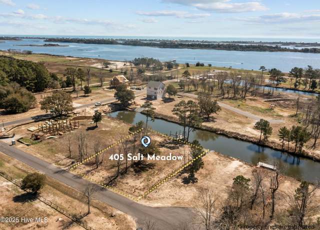 Property at 405 Salt Mdw Ct, Holly Ridge, NC 28445