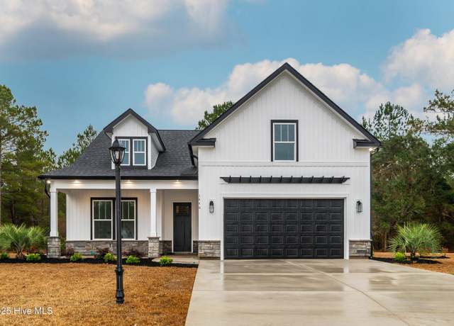 Property at 1109 Edenton Dr NW, Calabash, NC 28467, 4 beds, 3 baths