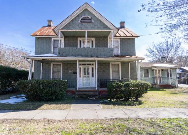 Property at 314 N Granville St, Edenton, NC 27932, 4 beds, 2.5 baths