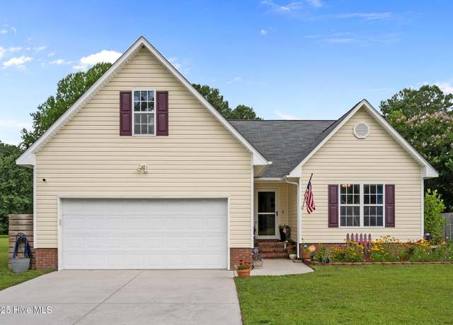 Property at 182 Bridlewood Dr, Jacksonville, NC 28540, 3 beds, 2 baths