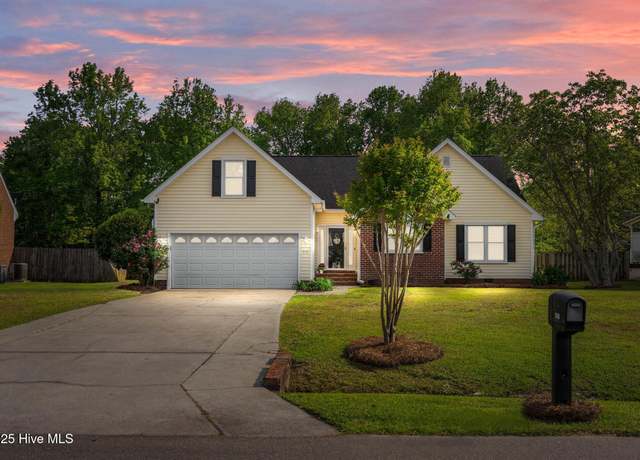 Property at 508 Commons Way, Wilmington, NC 28409, 3 beds, 2 baths