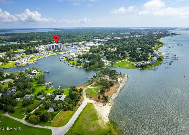 Property at 4425 Arendell St Unit 303 Harborside Club At 70 West, Morehead City, NC 28557, 3 beds, 3 baths