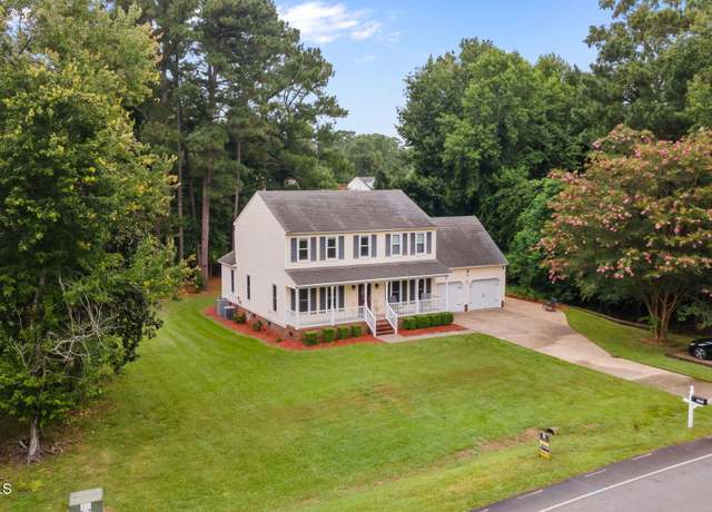 Property at 3703 Canterbury Rd, Trent Woods, NC 28562, 4 beds, 2.5 baths