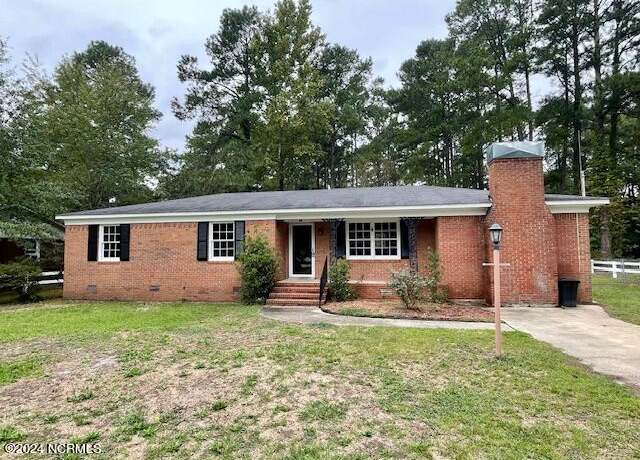 Property at 85 Holley Glen Dr, Washington, NC 27889, 3 beds, 2 baths