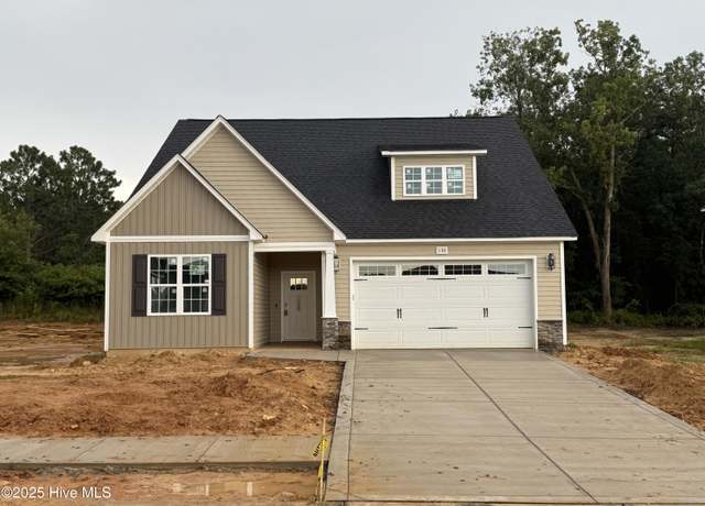 Property at 130 Ironbark Dr, Raeford, NC 28376, 4 beds, 3 baths