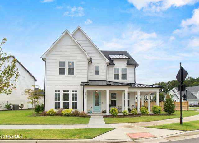 Property at 3808 Mason Port Dr, Wilmington, NC 28409, 4 beds, 3 baths