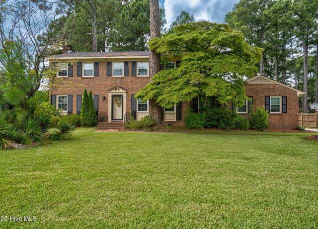 Property at 1128 Knollwood Dr NW, Wilson, NC 27896, 3 beds, 2.5 baths