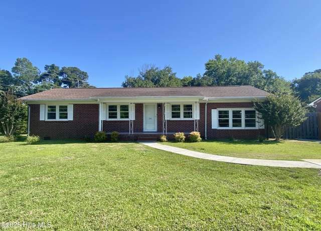 Property at 101 N Channel Haven Dr, Wilmington, NC 28409, 3 beds, 1.5 baths