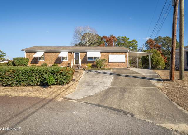 Property at 4837 Sandy Ct, Wilmington, NC 28412, 3 beds, 2 baths