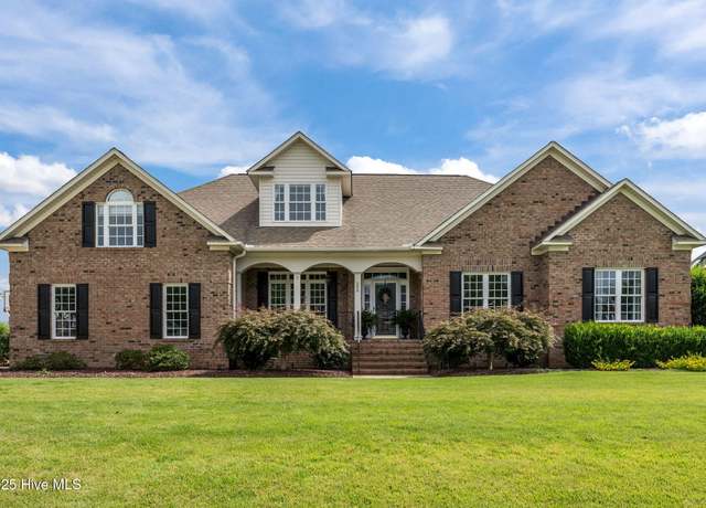 Property at 206 Campden Way, Greenville, NC 27858, 4 beds, 3.5 baths