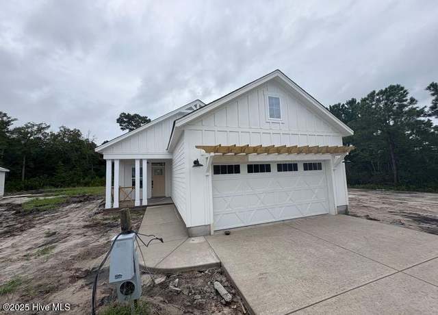 Property at 63 N Flicker Mdw, Hampstead, NC 28443, 3 beds, 2.5 baths