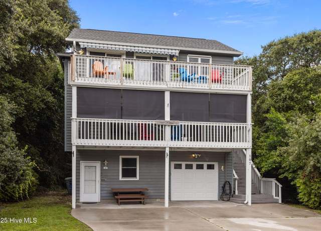 Property at 107 Ocean Oaks Dr, Emerald Isle, NC 28594, 3 beds, 3.5 baths