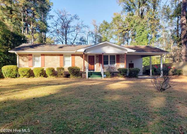 Property at 716 W Burkhead St, Whiteville, NC 28472, 3 beds, 1 bath