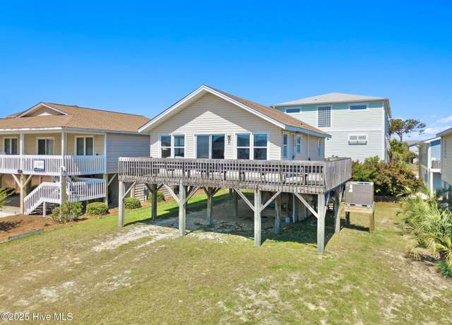 Property at 421 35th St, Sunset Beach, NC 28468, 2 beds, 1 bath