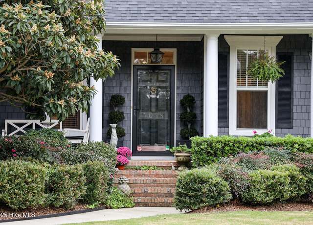 Property at 7038 Cayman Ct, Wilmington, NC 28405, 3 beds, 2.5 baths