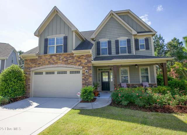 Property at 140 Old Club House Ln, Southern Pines, NC 28387, 4 beds, 3 baths