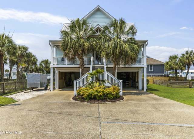 Property at 209 Georgia Ave, Carolina Beach, NC 28428, 4 beds, 3.5 baths