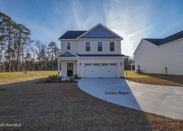Property at 140 Dallas Dr, Beulaville, NC 28518, 3 beds, 2.5 baths